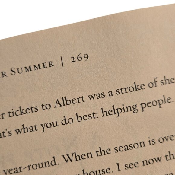 Sunflower Summer Paperback Cozy Mystery 2012 Nantucket Dreams Series - Picture 10 of 10